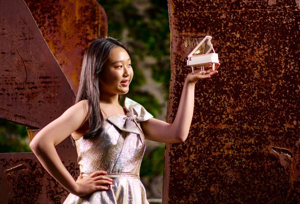 Lucie Kim – Registro del Condado de Orange