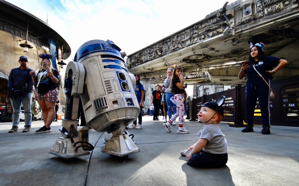 Disneyland da inicio al Mes de Star Wars con atracciones, comida y noches de cine - Orange County Register